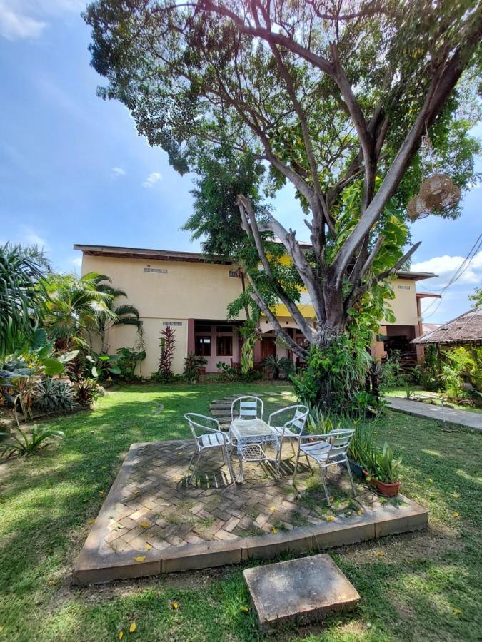 Oasis Hotel Ampana Εξωτερικό φωτογραφία